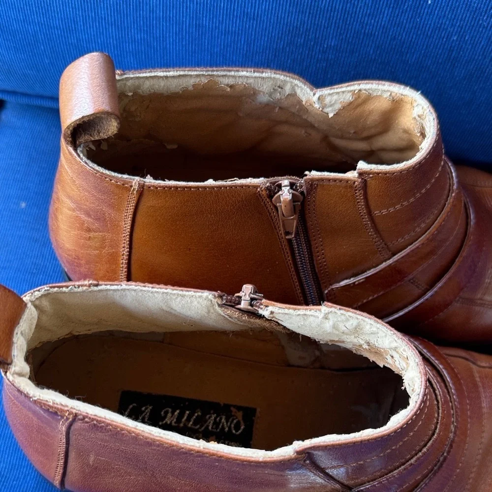 Men's Tan Leather Chukka Boots with Double Buckle